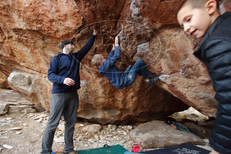 Bouldering in Hueco Tanks on 12/23/2019 with Blue Lizard Climbing and Yoga
Filename: SRM_20191223_1727100.jpg
Aperture: f/3.5
Shutter Speed: 1/250
Body: Canon EOS-1D Mark II
Lens: Canon EF 16-35mm f/2.8 L