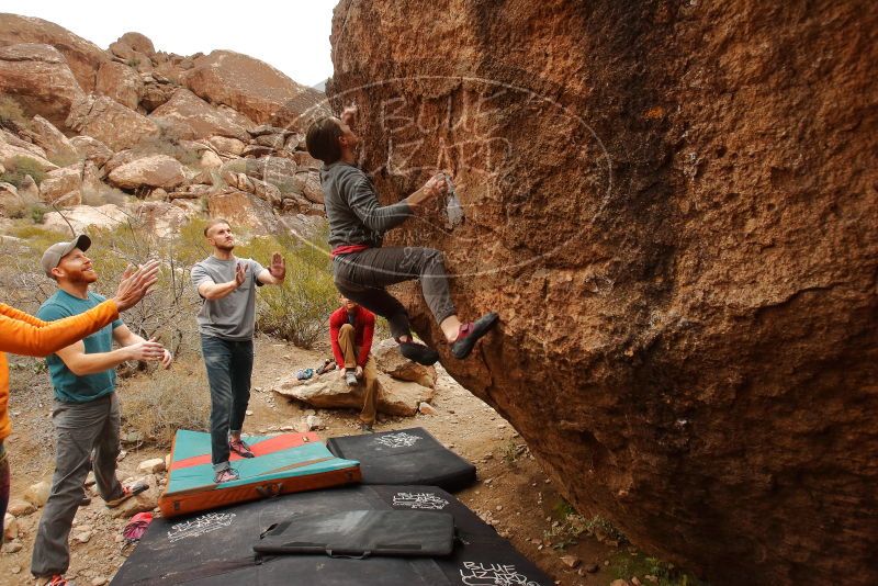 Bouldering in Hueco Tanks on 12/24/2019 with Blue Lizard Climbing and Yoga

Filename: SRM_20191224_1205370.jpg
Aperture: f/5.6
Shutter Speed: 1/320
Body: Canon EOS-1D Mark II
Lens: Canon EF 16-35mm f/2.8 L