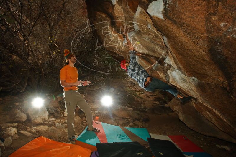 Bouldering in Hueco Tanks on 12/24/2019 with Blue Lizard Climbing and Yoga
Filename: SRM_20191224_1331080.jpg
Aperture: f/8.0
Shutter Speed: 1/250
Body: Canon EOS-1D Mark II
Lens: Canon EF 16-35mm f/2.8 L