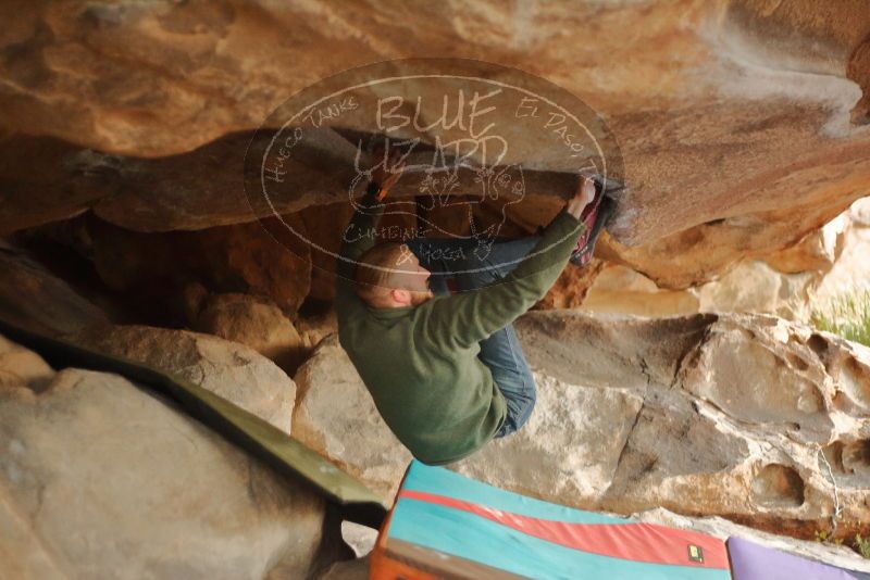 Bouldering in Hueco Tanks on 12/24/2019 with Blue Lizard Climbing and Yoga
Filename: SRM_20191224_1626480.jpg
Aperture: f/1.8
Shutter Speed: 1/160
Body: Canon EOS-1D Mark II
Lens: Canon EF 50mm f/1.8 II