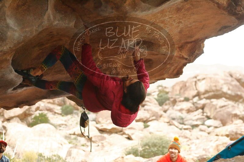 Bouldering in Hueco Tanks on 12/24/2019 with Blue Lizard Climbing and Yoga
Filename: SRM_20191224_1629500.jpg
Aperture: f/3.2
Shutter Speed: 1/250
Body: Canon EOS-1D Mark II
Lens: Canon EF 50mm f/1.8 II