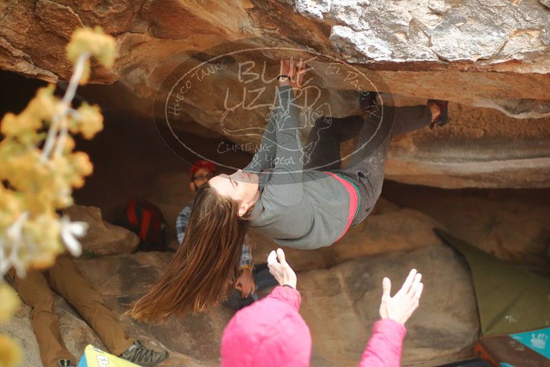 Bouldering in Hueco Tanks on 12/24/2019 with Blue Lizard Climbing and Yoga
Filename: SRM_20191224_1634090.jpg
Aperture: f/2.2
Shutter Speed: 1/250
Body: Canon EOS-1D Mark II
Lens: Canon EF 50mm f/1.8 II