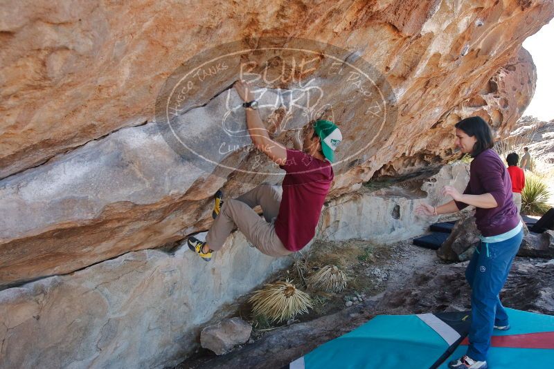 Bouldering in Hueco Tanks on 12/26/2019 with Blue Lizard Climbing and Yoga
Filename: SRM_20191226_1140020.jpg
Aperture: f/5.6
Shutter Speed: 1/320
Body: Canon EOS-1D Mark II
Lens: Canon EF 16-35mm f/2.8 L
