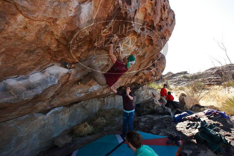 Bouldering in Hueco Tanks on 12/26/2019 with Blue Lizard Climbing and Yoga
Filename: SRM_20191226_1140130.jpg
Aperture: f/8.0
Shutter Speed: 1/320
Body: Canon EOS-1D Mark II
Lens: Canon EF 16-35mm f/2.8 L