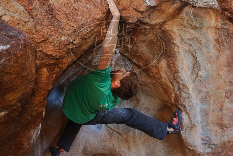 Bouldering in Hueco Tanks on 12/26/2019 with Blue Lizard Climbing and Yoga
Filename: SRM_20191226_1424170.jpg
Aperture: f/4.0
Shutter Speed: 1/250
Body: Canon EOS-1D Mark II
Lens: Canon EF 50mm f/1.8 II