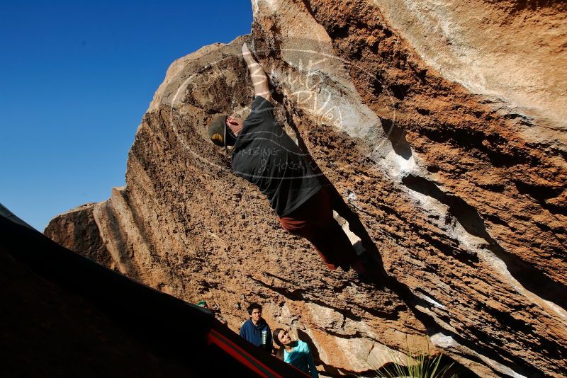 Bouldering in Hueco Tanks on 12/26/2019 with Blue Lizard Climbing and Yoga

Filename: SRM_20191226_1513310.jpg
Aperture: f/5.6
Shutter Speed: 1/500
Body: Canon EOS-1D Mark II
Lens: Canon EF 16-35mm f/2.8 L