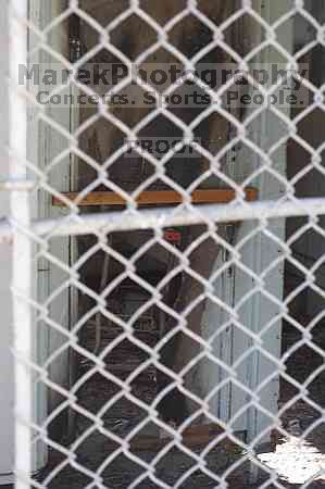 1020409145

Filename: SRM_20050925_123900_8.jpg
Aperture: f/5.6
Shutter Speed: 1/20
Body: Canon EOS 20D
Lens: Canon EF 50mm f/1.8 II