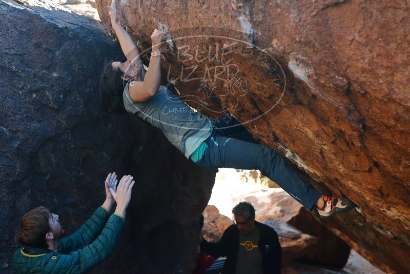 Bouldering in Hueco Tanks on 12/26/2019 with Blue Lizard Climbing and Yoga
Filename: SRM_20191226_1710310.jpg
Aperture: f/4.5
Shutter Speed: 1/320
Body: Canon EOS-1D Mark II
Lens: Canon EF 50mm f/1.8 II