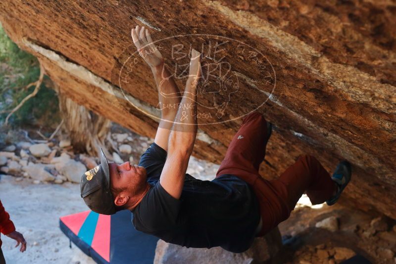 Bouldering in Hueco Tanks on 12/26/2019 with Blue Lizard Climbing and Yoga

Filename: SRM_20191226_1732580.jpg
Aperture: f/4.0
Shutter Speed: 1/320
Body: Canon EOS-1D Mark II
Lens: Canon EF 50mm f/1.8 II