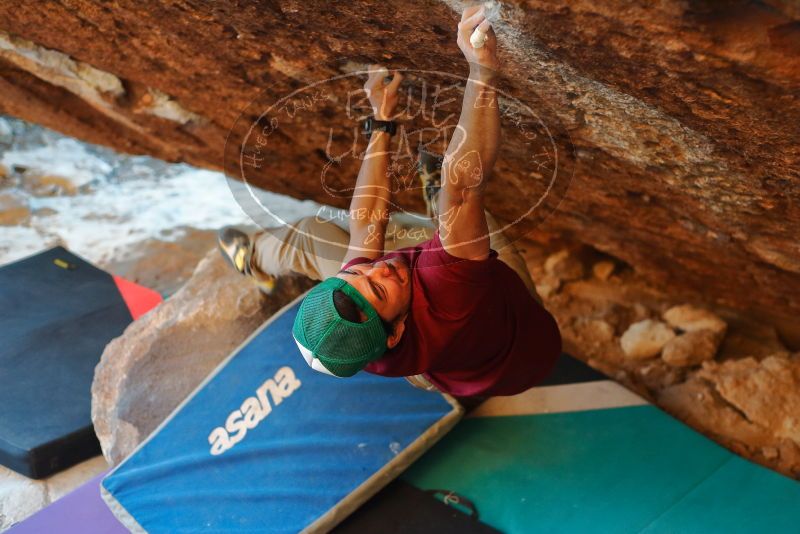 Bouldering in Hueco Tanks on 12/26/2019 with Blue Lizard Climbing and Yoga
Filename: SRM_20191226_1752501.jpg
Aperture: f/2.8
Shutter Speed: 1/250
Body: Canon EOS-1D Mark II
Lens: Canon EF 50mm f/1.8 II