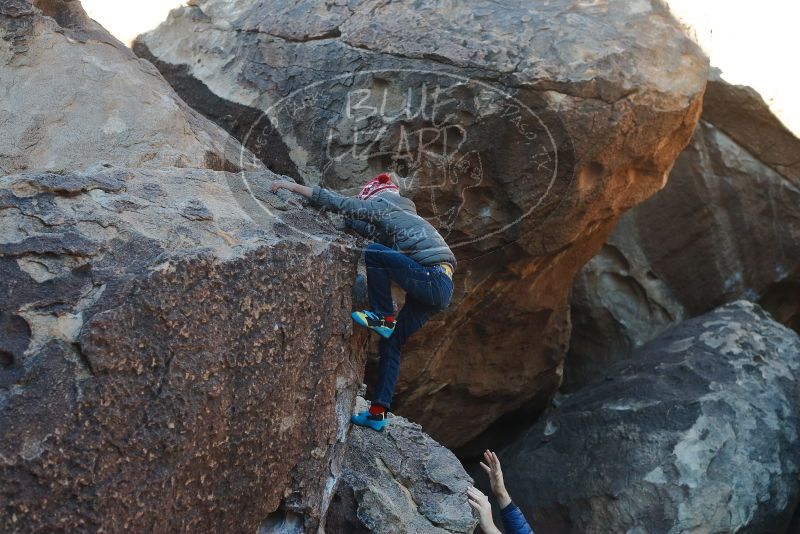 Bouldering in Hueco Tanks on 12/27/2019 with Blue Lizard Climbing and Yoga
Filename: SRM_20191227_1031060.jpg
Aperture: f/4.5
Shutter Speed: 1/320
Body: Canon EOS-1D Mark II
Lens: Canon EF 50mm f/1.8 II
