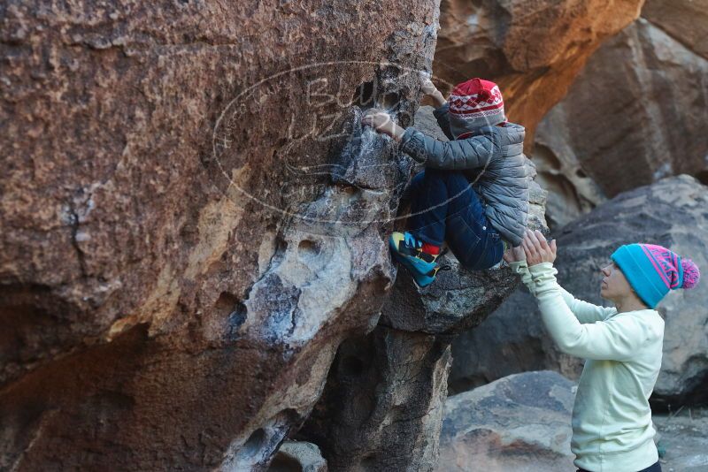 Bouldering in Hueco Tanks on 12/27/2019 with Blue Lizard Climbing and Yoga
Filename: SRM_20191227_1038450.jpg
Aperture: f/3.5
Shutter Speed: 1/320
Body: Canon EOS-1D Mark II
Lens: Canon EF 50mm f/1.8 II