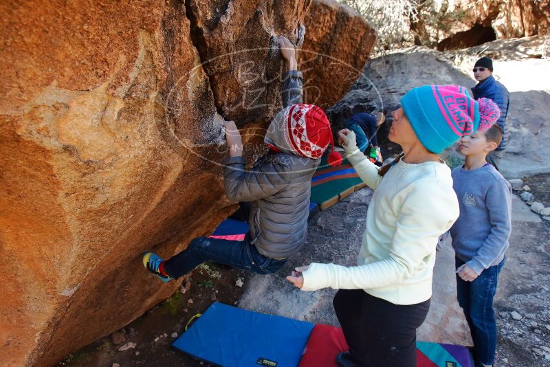 Bouldering in Hueco Tanks on 12/27/2019 with Blue Lizard Climbing and Yoga
Filename: SRM_20191227_1104500.jpg
Aperture: f/5.6
Shutter Speed: 1/250
Body: Canon EOS-1D Mark II
Lens: Canon EF 16-35mm f/2.8 L