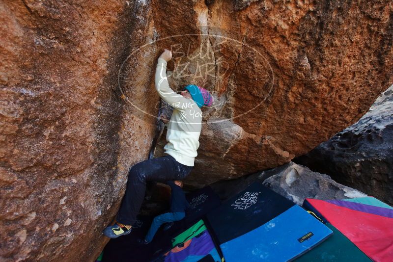Bouldering in Hueco Tanks on 12/27/2019 with Blue Lizard Climbing and Yoga
Filename: SRM_20191227_1143350.jpg
Aperture: f/5.0
Shutter Speed: 1/250
Body: Canon EOS-1D Mark II
Lens: Canon EF 16-35mm f/2.8 L