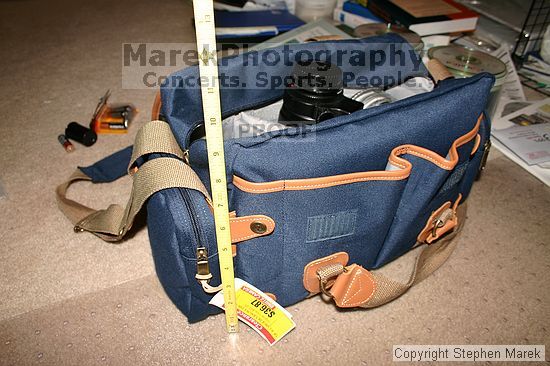 front view again
8" tall inside                                                                                                                                                                                                                               

Filename: img_5619_std.jpg
Aperture: f/5.6
Shutter Speed: 1/60
Body: Canon EOS DIGITAL REBEL
Lens: Canon EF-S 18-55mm f/3.5-5.6