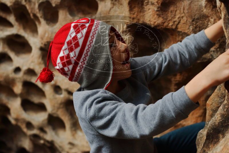 Bouldering in Hueco Tanks on 12/27/2019 with Blue Lizard Climbing and Yoga
Filename: SRM_20191227_1607300.jpg
Aperture: f/3.5
Shutter Speed: 1/200
Body: Canon EOS-1D Mark II
Lens: Canon EF 50mm f/1.8 II