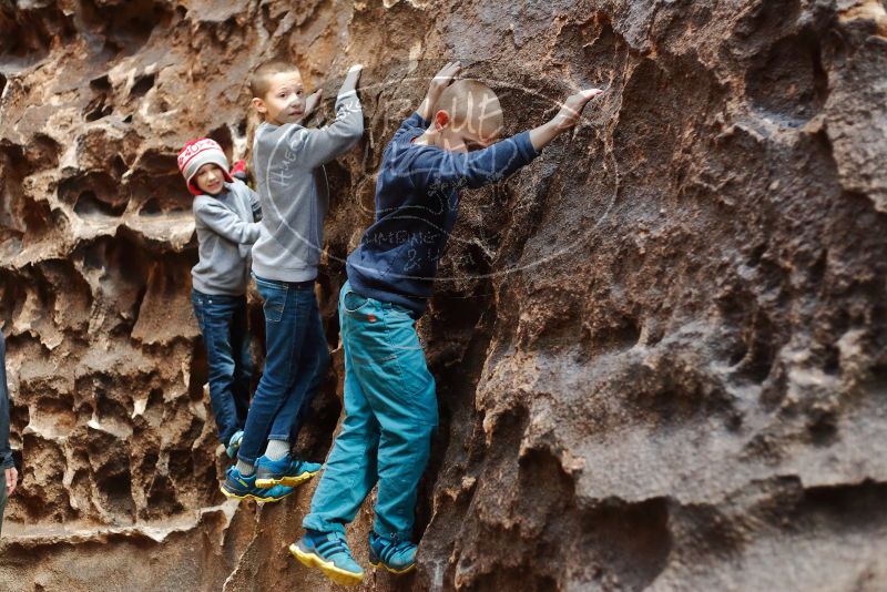 Bouldering in Hueco Tanks on 12/27/2019 with Blue Lizard Climbing and Yoga
Filename: SRM_20191227_1614571.jpg
Aperture: f/2.5
Shutter Speed: 1/125
Body: Canon EOS-1D Mark II
Lens: Canon EF 50mm f/1.8 II