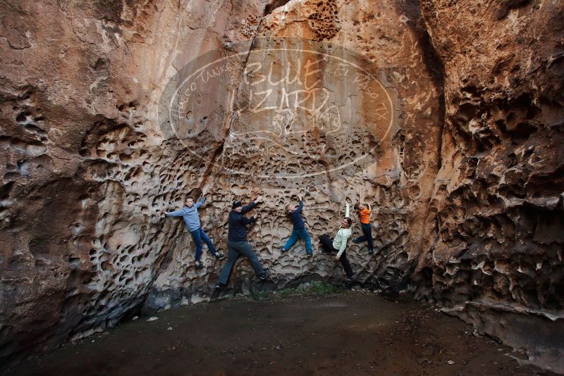 Bouldering in Hueco Tanks on 12/27/2019 with Blue Lizard Climbing and Yoga

Filename: SRM_20191227_1659010.jpg
Aperture: f/4.0
Shutter Speed: 1/100
Body: Canon EOS-1D Mark II
Lens: Canon EF 16-35mm f/2.8 L
