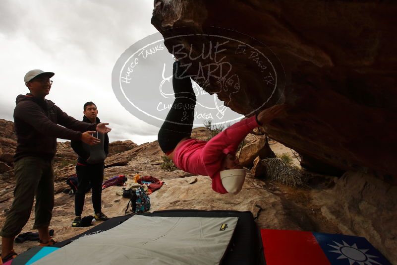 Bouldering in Hueco Tanks on 12/28/2019 with Blue Lizard Climbing and Yoga
Filename: SRM_20191228_1127130.jpg
Aperture: f/7.1
Shutter Speed: 1/400
Body: Canon EOS-1D Mark II
Lens: Canon EF 16-35mm f/2.8 L