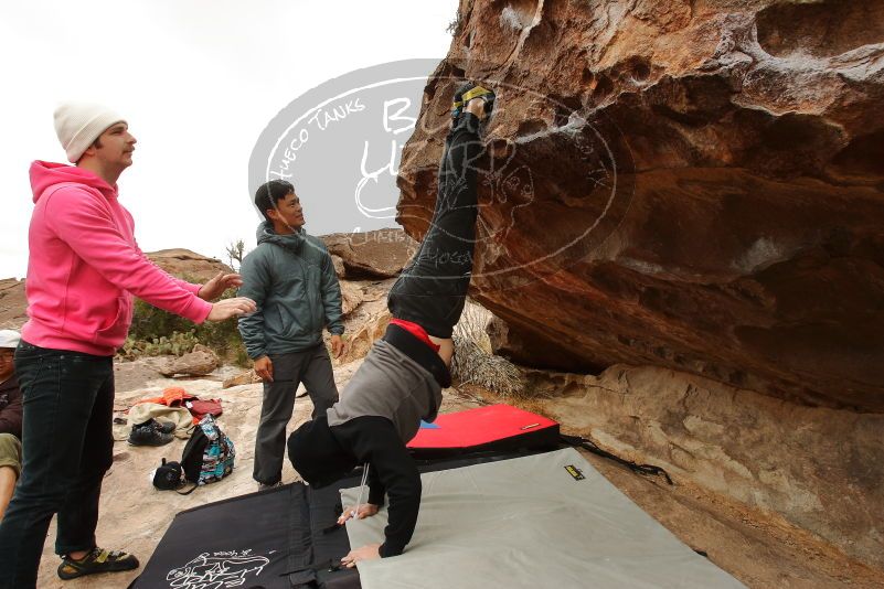 Bouldering in Hueco Tanks on 12/28/2019 with Blue Lizard Climbing and Yoga
Filename: SRM_20191228_1135350.jpg
Aperture: f/6.3
Shutter Speed: 1/250
Body: Canon EOS-1D Mark II
Lens: Canon EF 16-35mm f/2.8 L