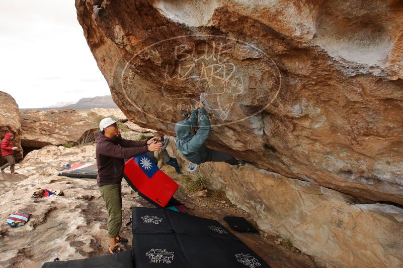 Bouldering in Hueco Tanks on 12/28/2019 with Blue Lizard Climbing and Yoga

Filename: SRM_20191228_1212300.jpg
Aperture: f/7.1
Shutter Speed: 1/250
Body: Canon EOS-1D Mark II
Lens: Canon EF 16-35mm f/2.8 L