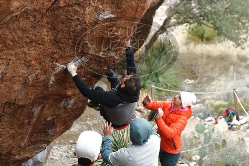 Bouldering in Hueco Tanks on 12/28/2019 with Blue Lizard Climbing and Yoga
Filename: SRM_20191228_1449550.jpg
Aperture: f/2.8
Shutter Speed: 1/320
Body: Canon EOS-1D Mark II
Lens: Canon EF 50mm f/1.8 II