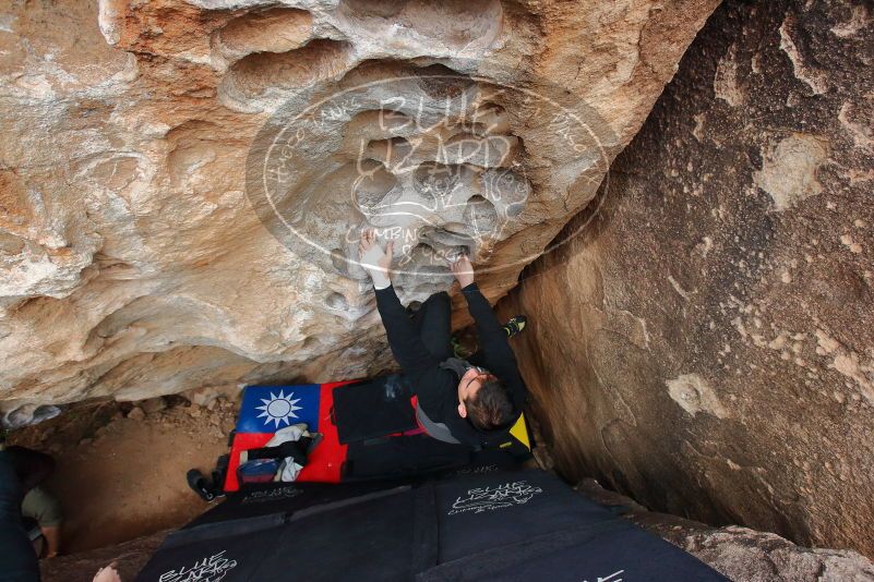 Bouldering in Hueco Tanks on 12/28/2019 with Blue Lizard Climbing and Yoga
Filename: SRM_20191228_1618010.jpg
Aperture: f/5.6
Shutter Speed: 1/250
Body: Canon EOS-1D Mark II
Lens: Canon EF 16-35mm f/2.8 L