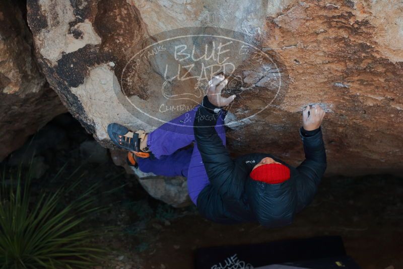 Bouldering in Hueco Tanks on 12/29/2019 with Blue Lizard Climbing and Yoga
Filename: SRM_20191229_1127140.jpg
Aperture: f/4.5
Shutter Speed: 1/250
Body: Canon EOS-1D Mark II
Lens: Canon EF 50mm f/1.8 II