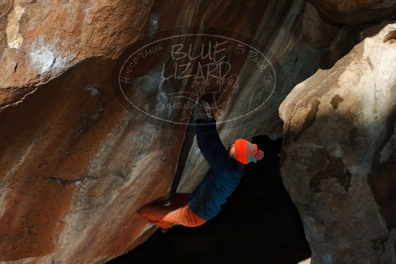Bouldering in Hueco Tanks on 12/29/2019 with Blue Lizard Climbing and Yoga
Filename: SRM_20191229_1149150.jpg
Aperture: f/8.0
Shutter Speed: 1/250
Body: Canon EOS-1D Mark II
Lens: Canon EF 50mm f/1.8 II