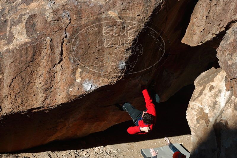 Bouldering in Hueco Tanks on 12/29/2019 with Blue Lizard Climbing and Yoga

Filename: SRM_20191229_1156460.jpg
Aperture: f/5.6
Shutter Speed: 1/250
Body: Canon EOS-1D Mark II
Lens: Canon EF 50mm f/1.8 II