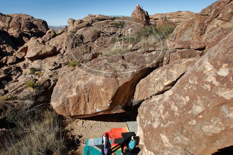 Bouldering in Hueco Tanks on 12/29/2019 with Blue Lizard Climbing and Yoga

Filename: SRM_20191229_1227290.jpg
Aperture: f/8.0
Shutter Speed: 1/250
Body: Canon EOS-1D Mark II
Lens: Canon EF 16-35mm f/2.8 L