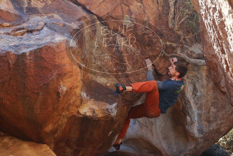 Bouldering in Hueco Tanks on 12/29/2019 with Blue Lizard Climbing and Yoga
Filename: SRM_20191229_1348060.jpg
Aperture: f/5.0
Shutter Speed: 1/320
Body: Canon EOS-1D Mark II
Lens: Canon EF 50mm f/1.8 II