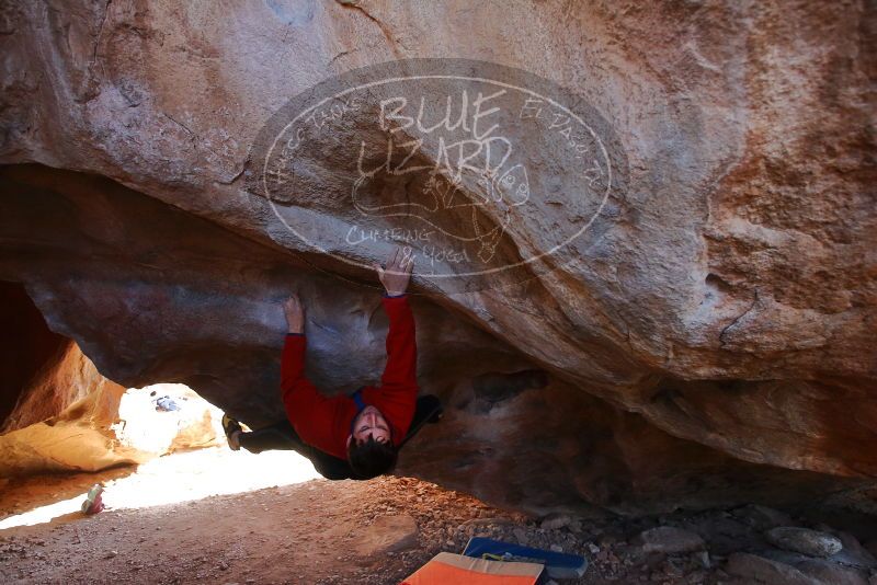 Bouldering in Hueco Tanks on 12/29/2019 with Blue Lizard Climbing and Yoga

Filename: SRM_20191229_1445120.jpg
Aperture: f/4.0
Shutter Speed: 1/250
Body: Canon EOS-1D Mark II
Lens: Canon EF 16-35mm f/2.8 L