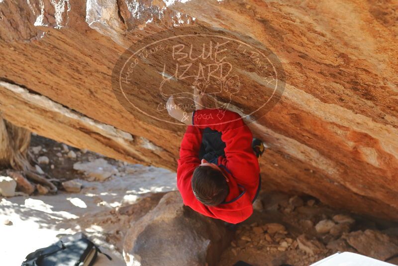 Bouldering in Hueco Tanks on 12/29/2019 with Blue Lizard Climbing and Yoga
Filename: SRM_20191229_1533110.jpg
Aperture: f/4.0
Shutter Speed: 1/400
Body: Canon EOS-1D Mark II
Lens: Canon EF 50mm f/1.8 II