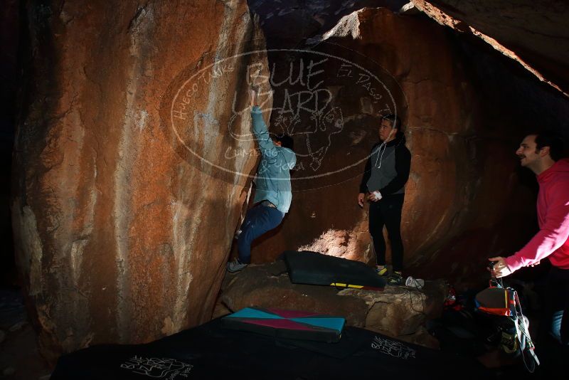 Bouldering in Hueco Tanks on 12/30/2019 with Blue Lizard Climbing and Yoga
Filename: SRM_20191230_1118500.jpg
Aperture: f/6.3
Shutter Speed: 1/250
Body: Canon EOS-1D Mark II
Lens: Canon EF 16-35mm f/2.8 L