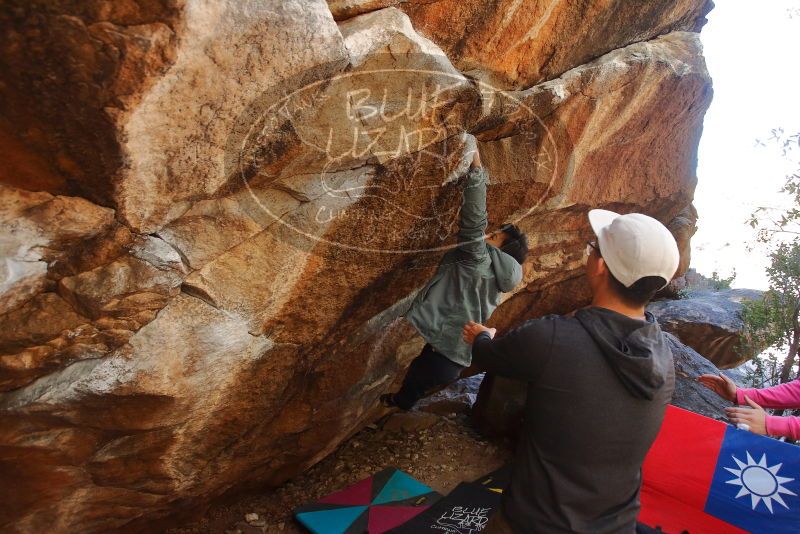Bouldering in Hueco Tanks on 12/30/2019 with Blue Lizard Climbing and Yoga
Filename: SRM_20191230_1324540.jpg
Aperture: f/4.0
Shutter Speed: 1/250
Body: Canon EOS-1D Mark II
Lens: Canon EF 16-35mm f/2.8 L