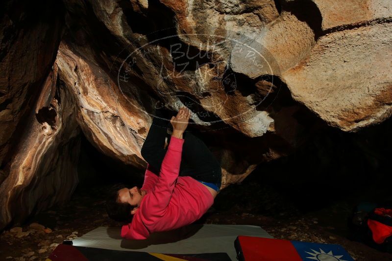 Bouldering in Hueco Tanks on 12/30/2019 with Blue Lizard Climbing and Yoga
Filename: SRM_20191230_1730440.jpg
Aperture: f/8.0
Shutter Speed: 1/250
Body: Canon EOS-1D Mark II
Lens: Canon EF 16-35mm f/2.8 L
