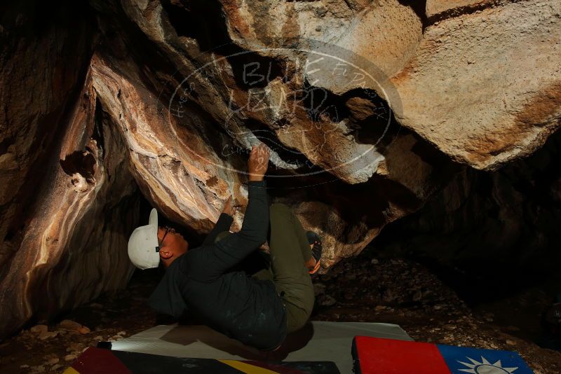 Bouldering in Hueco Tanks on 12/30/2019 with Blue Lizard Climbing and Yoga
Filename: SRM_20191230_1740480.jpg
Aperture: f/8.0
Shutter Speed: 1/250
Body: Canon EOS-1D Mark II
Lens: Canon EF 16-35mm f/2.8 L