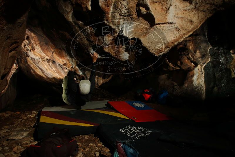 Bouldering in Hueco Tanks on 12/30/2019 with Blue Lizard Climbing and Yoga
Filename: SRM_20191230_1748390.jpg
Aperture: f/8.0
Shutter Speed: 1/250
Body: Canon EOS-1D Mark II
Lens: Canon EF 16-35mm f/2.8 L