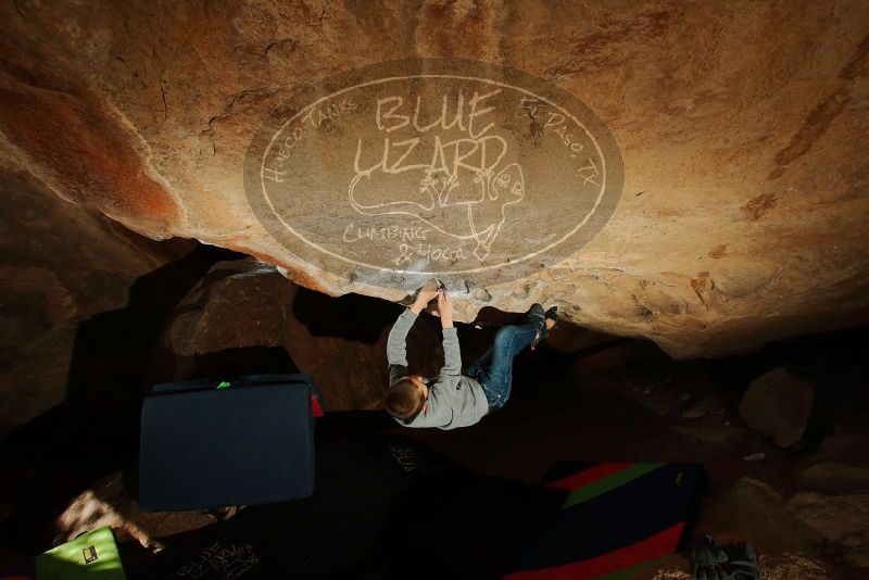 Bouldering in Hueco Tanks on 12/31/2019 with Blue Lizard Climbing and Yoga
Filename: SRM_20191231_1208510.jpg
Aperture: f/8.0
Shutter Speed: 1/250
Body: Canon EOS-1D Mark II
Lens: Canon EF 16-35mm f/2.8 L