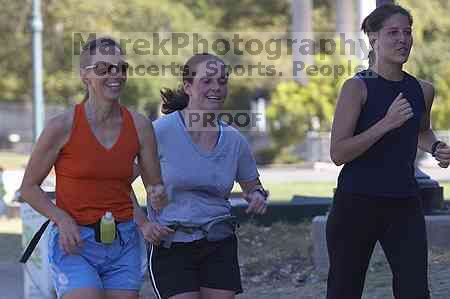 1020409145

Filename: SRM_20050925_131154_2.jpg
Aperture: f/5.6
Shutter Speed: 1/200
Body: Canon EOS 20D
Lens: Canon EF 80-200mm f/2.8 L