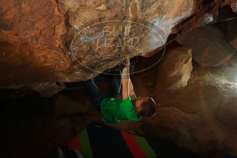 Bouldering in Hueco Tanks on 12/31/2019 with Blue Lizard Climbing and Yoga

Filename: SRM_20191231_1256390.jpg
Aperture: f/8.0
Shutter Speed: 1/250
Body: Canon EOS-1D Mark II
Lens: Canon EF 16-35mm f/2.8 L