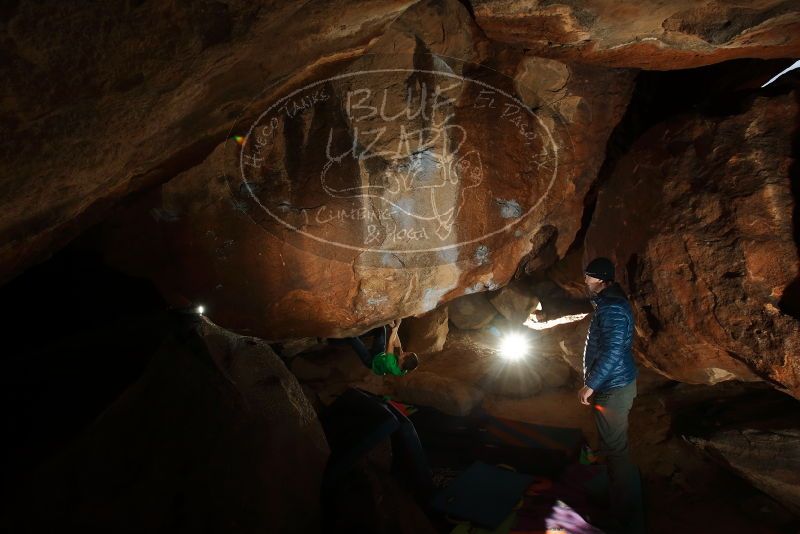 Bouldering in Hueco Tanks on 12/31/2019 with Blue Lizard Climbing and Yoga
Filename: SRM_20191231_1304130.jpg
Aperture: f/8.0
Shutter Speed: 1/250
Body: Canon EOS-1D Mark II
Lens: Canon EF 16-35mm f/2.8 L