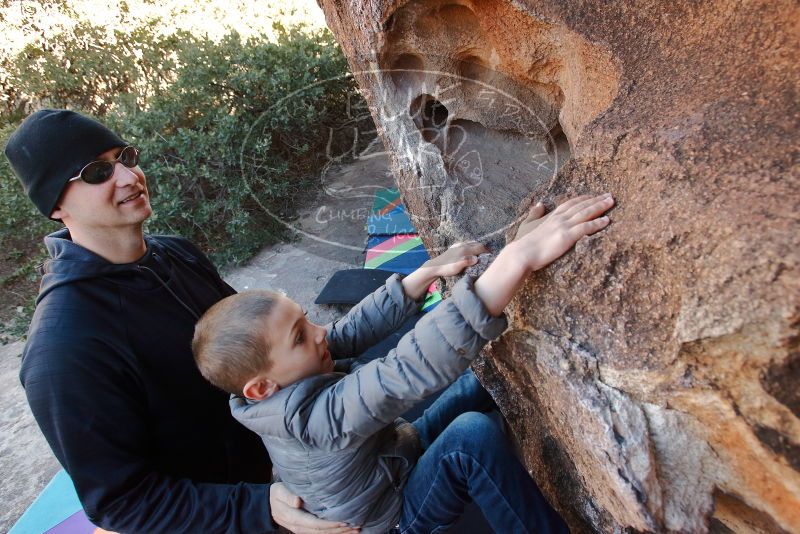 Bouldering in Hueco Tanks on 12/31/2019 with Blue Lizard Climbing and Yoga
Filename: SRM_20191231_1501560.jpg
Aperture: f/5.6
Shutter Speed: 1/200
Body: Canon EOS-1D Mark II
Lens: Canon EF 16-35mm f/2.8 L