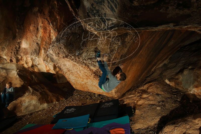 Bouldering in Hueco Tanks on 12/31/2019 with Blue Lizard Climbing and Yoga
Filename: SRM_20191231_1733100.jpg
Aperture: f/5.6
Shutter Speed: 1/250
Body: Canon EOS-1D Mark II
Lens: Canon EF 16-35mm f/2.8 L