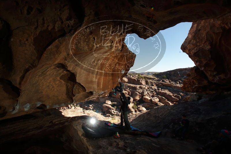 Bouldering in Hueco Tanks on 01/01/2020 with Blue Lizard Climbing and Yoga

Filename: SRM_20200101_1147470.jpg
Aperture: f/8.0
Shutter Speed: 1/250
Body: Canon EOS-1D Mark II
Lens: Canon EF 16-35mm f/2.8 L