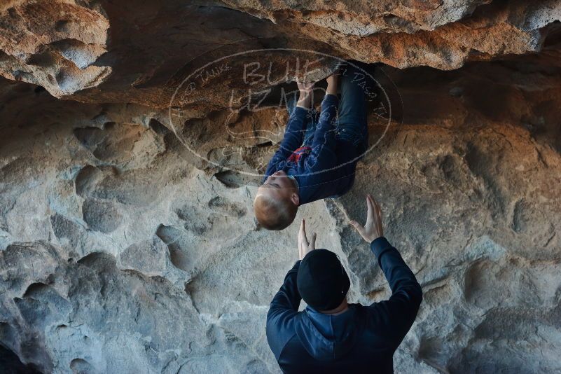 Bouldering in Hueco Tanks on 01/01/2020 with Blue Lizard Climbing and Yoga
Filename: SRM_20200101_1555140.jpg
Aperture: f/4.5
Shutter Speed: 1/250
Body: Canon EOS-1D Mark II
Lens: Canon EF 50mm f/1.8 II
