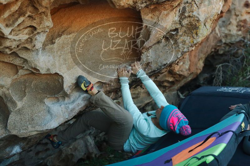 Bouldering in Hueco Tanks on 01/01/2020 with Blue Lizard Climbing and Yoga

Filename: SRM_20200101_1619350.jpg
Aperture: f/4.5
Shutter Speed: 1/320
Body: Canon EOS-1D Mark II
Lens: Canon EF 50mm f/1.8 II