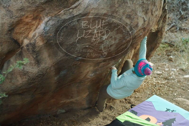 Bouldering in Hueco Tanks on 01/01/2020 with Blue Lizard Climbing and Yoga

Filename: SRM_20200101_1748180.jpg
Aperture: f/3.2
Shutter Speed: 1/200
Body: Canon EOS-1D Mark II
Lens: Canon EF 50mm f/1.8 II