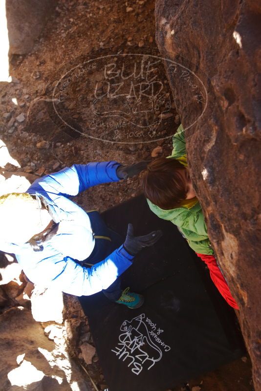 Bouldering in Hueco Tanks on 01/03/2020 with Blue Lizard Climbing and Yoga
Filename: SRM_20200103_1235370.jpg
Aperture: f/5.6
Shutter Speed: 1/250
Body: Canon EOS-1D Mark II
Lens: Canon EF 16-35mm f/2.8 L